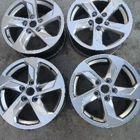 Kia K5 Disga 16lyk