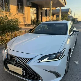 Lexus ES 350 2021