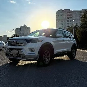 Ford Explorer 2022