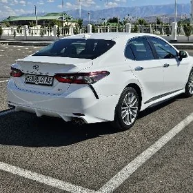 Toyota Camry 2022
