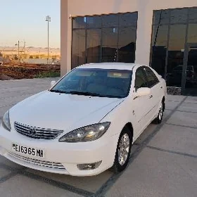 Toyota Camry 2004
