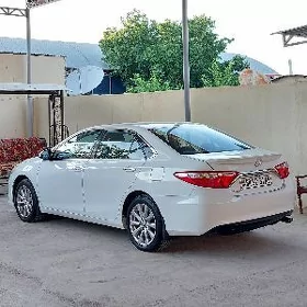 Toyota Camry 2016