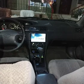 Toyota Camry 2001