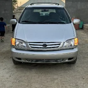 Toyota Sienna 2002