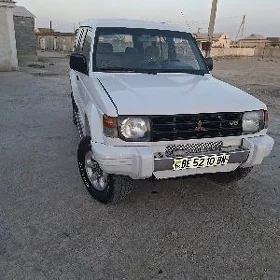 Mitsubishi Pajero 1997