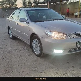 Toyota Camry 2004