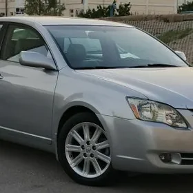Toyota Avalon 2005