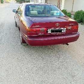 Toyota Camry 1998