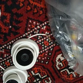 камера