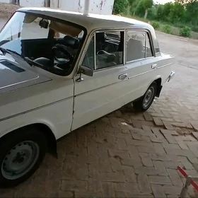 Lada 2107 1998