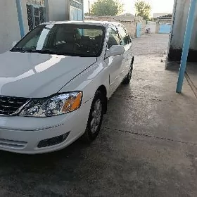Toyota Avalon 2000