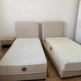 кровать