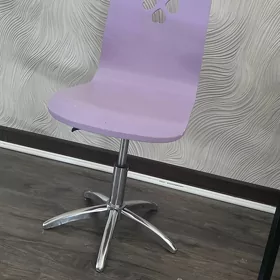стул