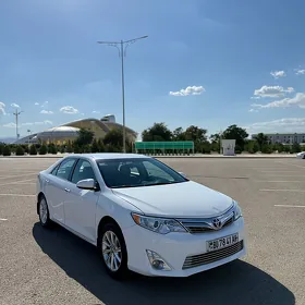 Toyota Camry 2014