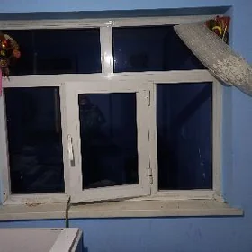 plastik aýna