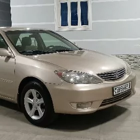 Toyota Camry 2004