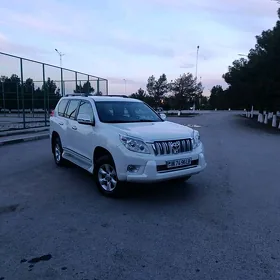 Toyota Land Cruiser Prado 2012