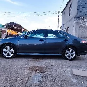 Toyota Camry 2011