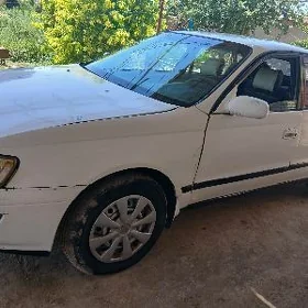 Toyota Corona 1995