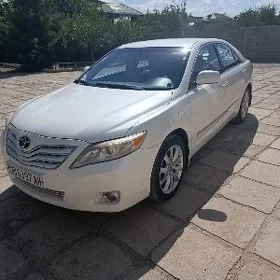 Toyota Camry 2011