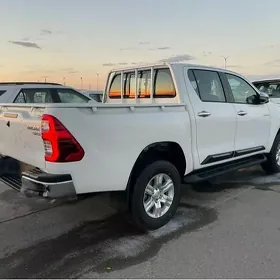 Toyota Hilux 2026