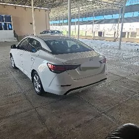 Nissan Sentra 2024