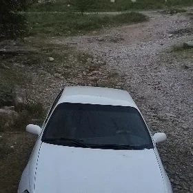 Toyota Corona 1995