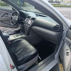 Toyota Camry 2011