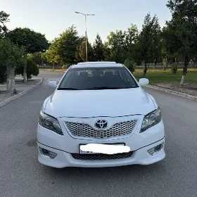 Toyota Camry 2011