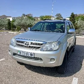 Toyota Fortuner 2007