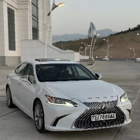 Lexus ES 350 2020