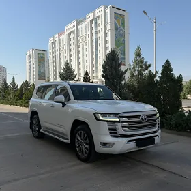 Toyota Land Cruiser 2023