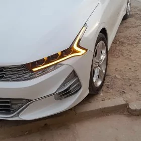 Kia K5 2021