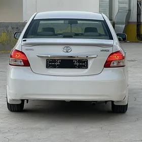 Toyota Yaris 2010