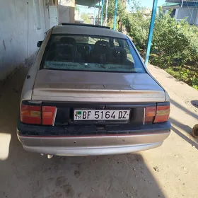 Opel Vectra 1992