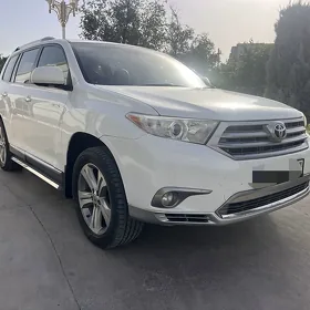 Toyota Highlander 2013