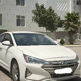 Hyundai Elantra 2020
