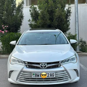 Toyota Camry 2015