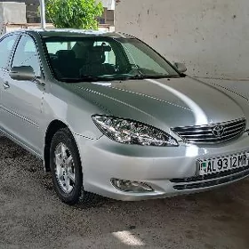 Toyota Camry 2004