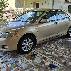 Toyota Camry 2011