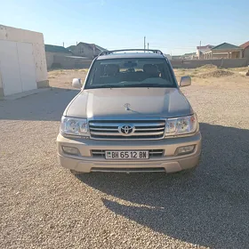Toyota Land Cruiser 2000
