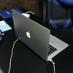 Apple macbook