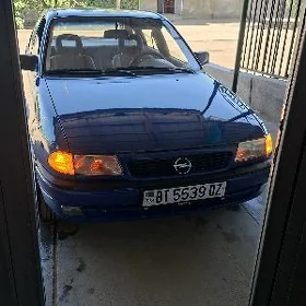 Opel Astra 1992