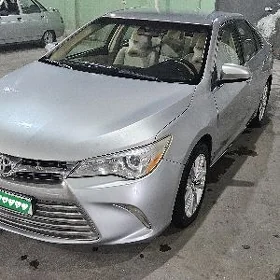 Toyota Camry 2015