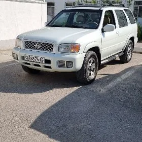 Nissan Pathfinder 2001
