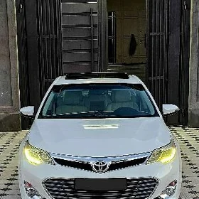 Toyota Avalon 2013