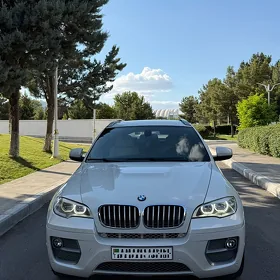 BMW X6 2012