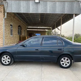 Toyota Corona 1992