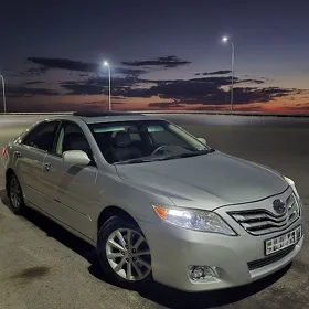 Toyota Camry 2011