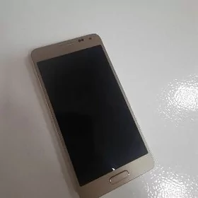 Samsung Alpha g850 zapcas